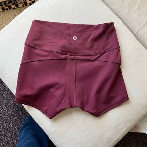 Lululemon shorts 2.5